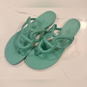 Hermes chain pool slide